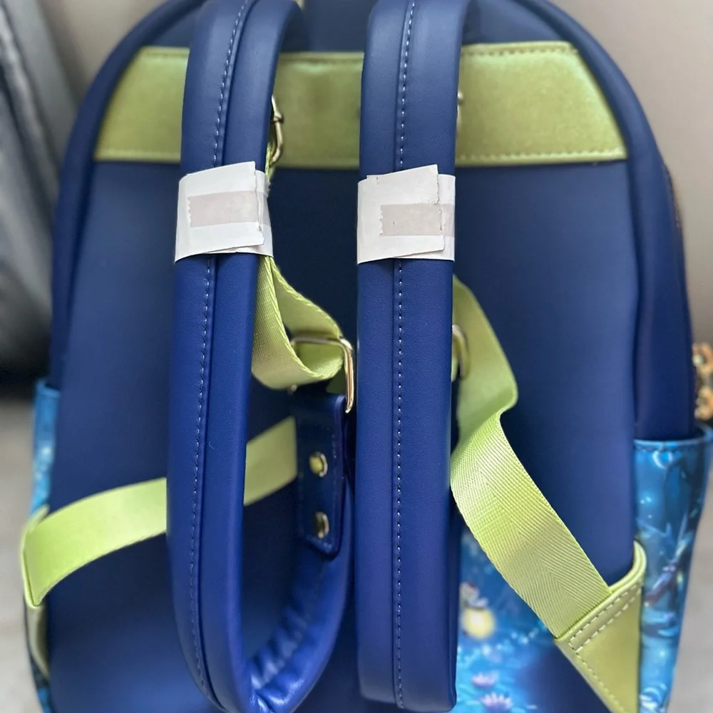 ✨ Disney Loungefly Princess and the Frog Light-Up Backpack — Never Used 🐸💛 - Picture 2 of 3